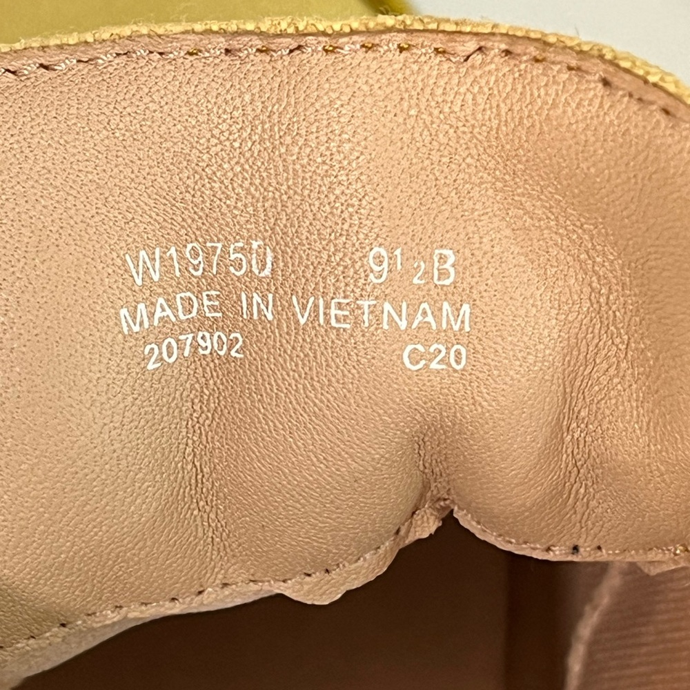 Cole Haan Grandpro Sneakers. Women’s Size 9.5 Color Yellow. - Picture 9 of 10